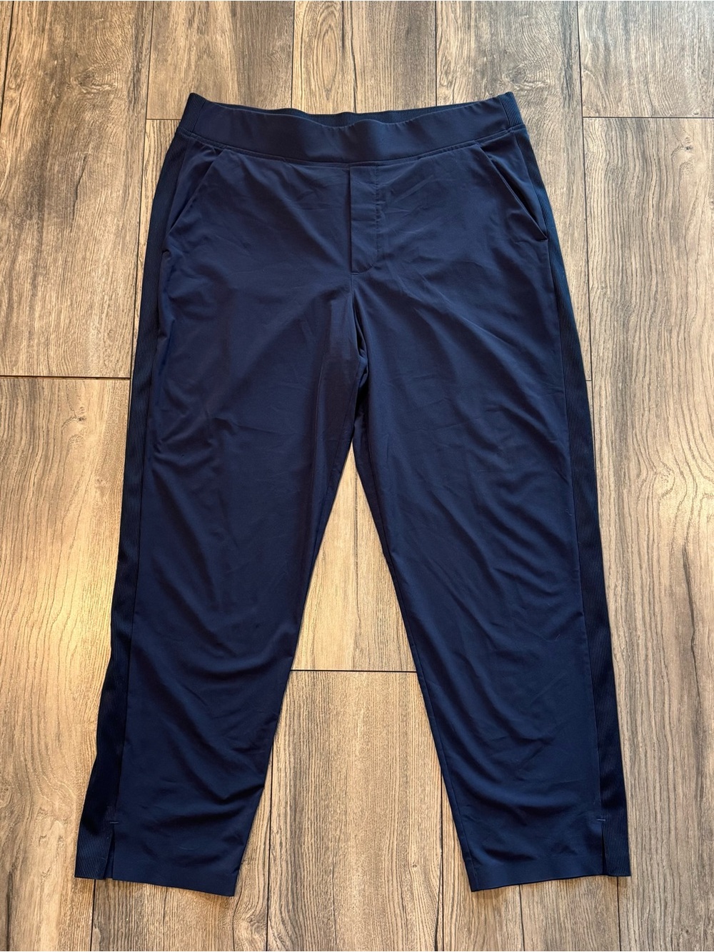 Athleta Navy Pull On Ankle Pants Size 14 Stretch Ribbed Side Panels